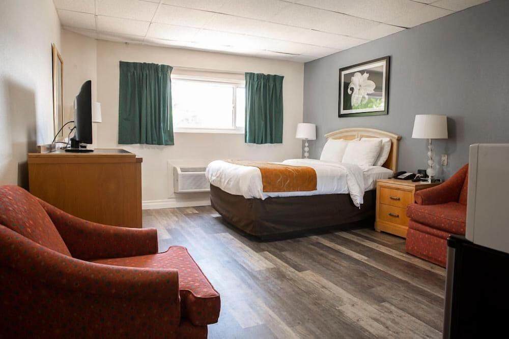 Bedford Motel photo 2