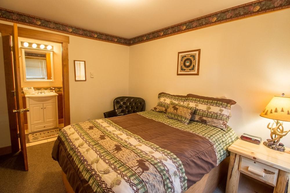 Marys Lake Lodge Mountain Resort and Condos photo 12