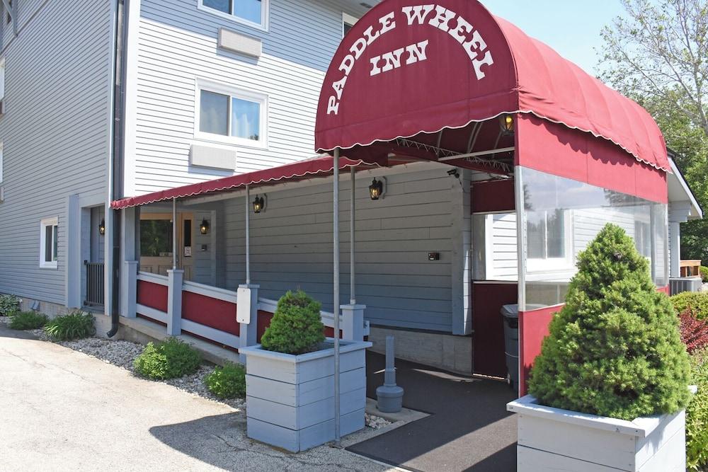 Paddle Wheel Inn photo 39