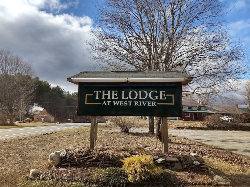 The Lodge at West River photo 17