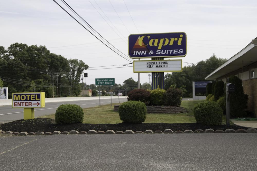 Capri inn and Suites photo 24