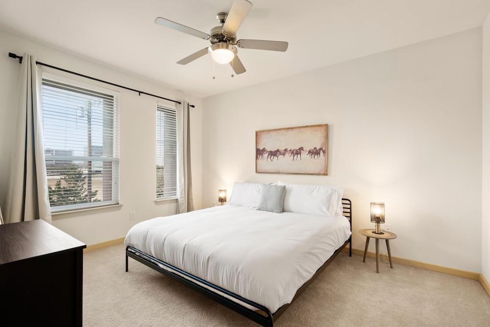 Kasa Love Field-Medical District Dallas photo 31