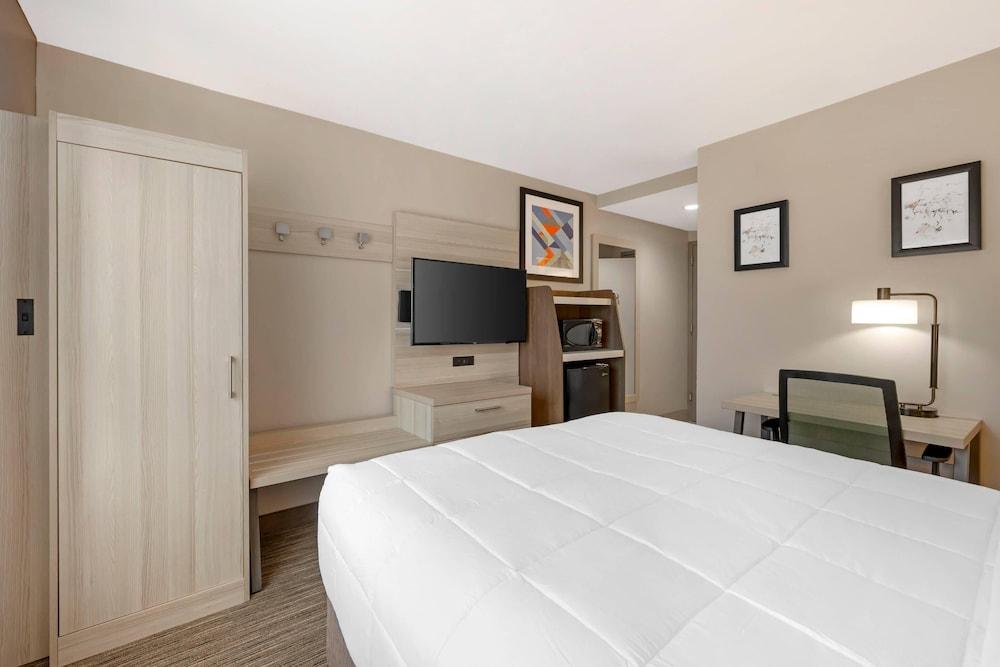 Country Inn & Suites by Radisson, Staten Island photo 26