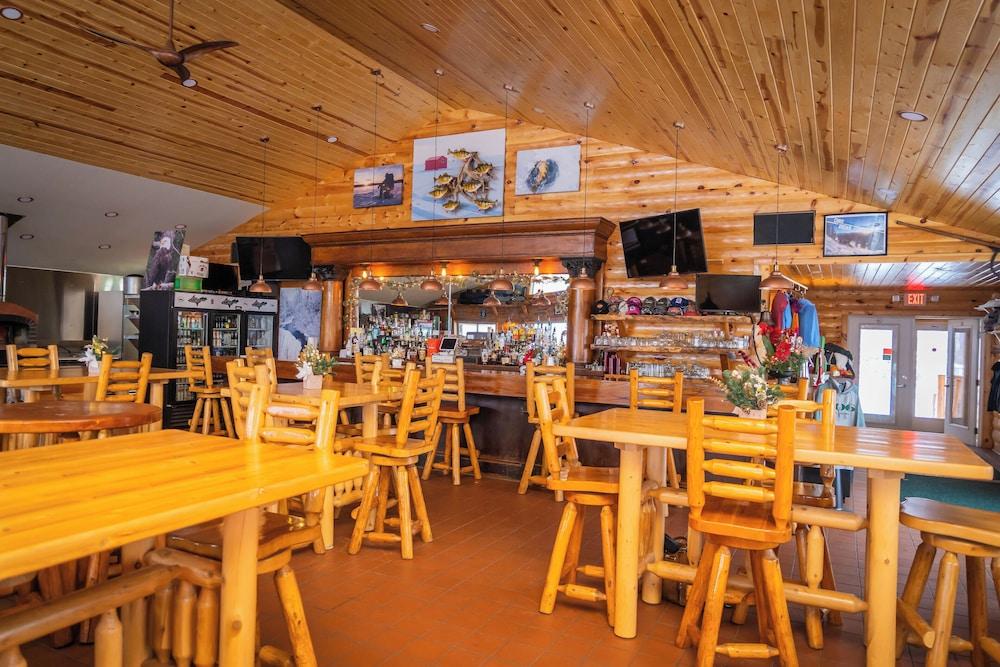 AJ's Lodge and Oven photo 20