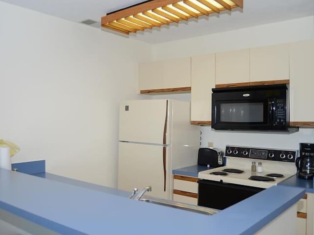 Beach Condominium Hotel photo 34