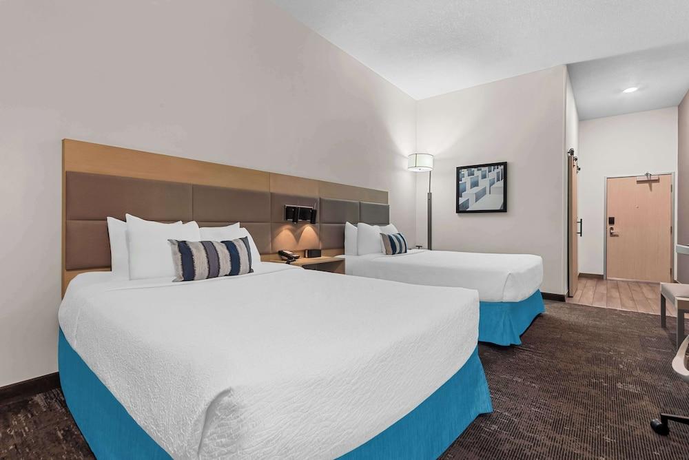 Best Western Plus Ogallala Inn photo 11