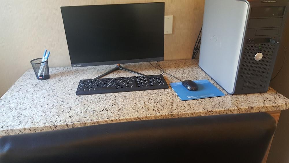 Comfort Inn Idaho Falls photo 33