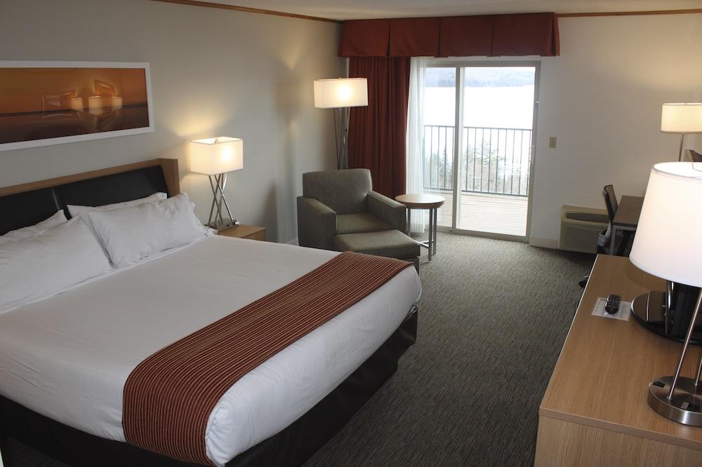 Holiday Inn Express Munising-Lakeview by IHG photo 25