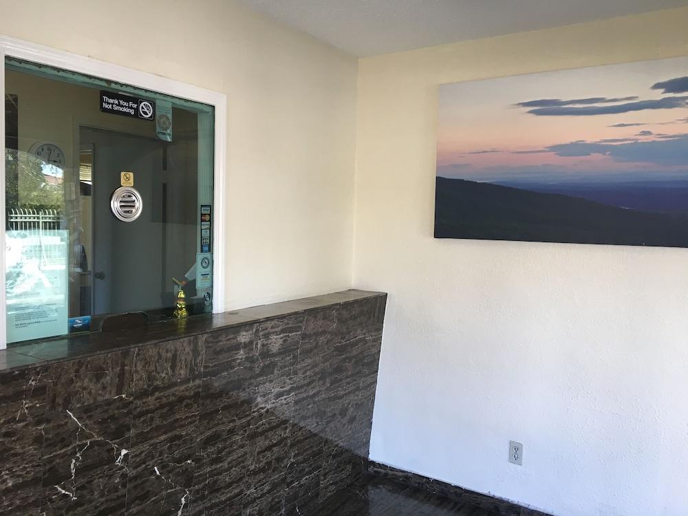 Motel 6 Richmond, CA – Civic Center — hotel in Richmond