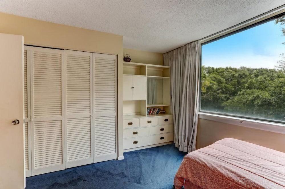 1127 Beach Walker photo 14