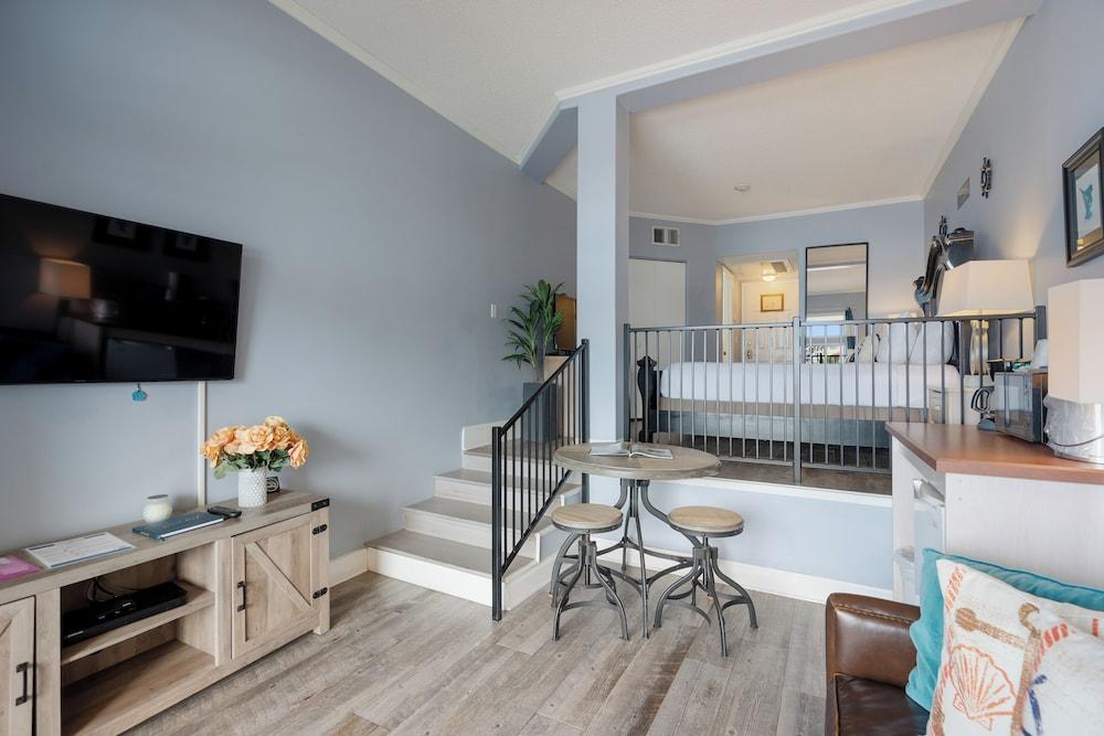 Inn at Camachee Harbor by Coolvacay photo 33