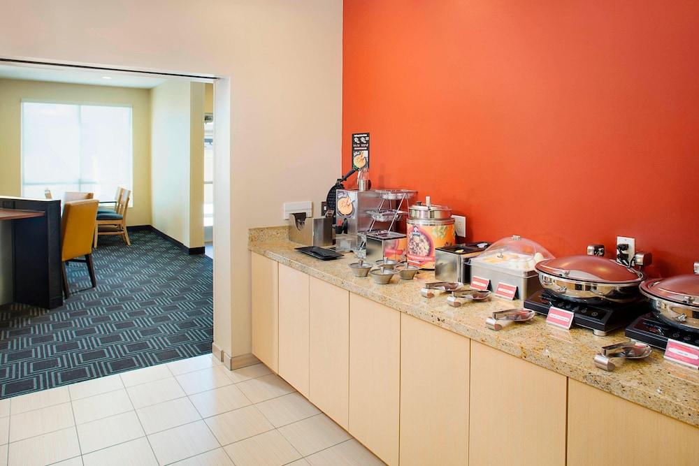 TownePlace Suites by Marriott Goodyear photo 21