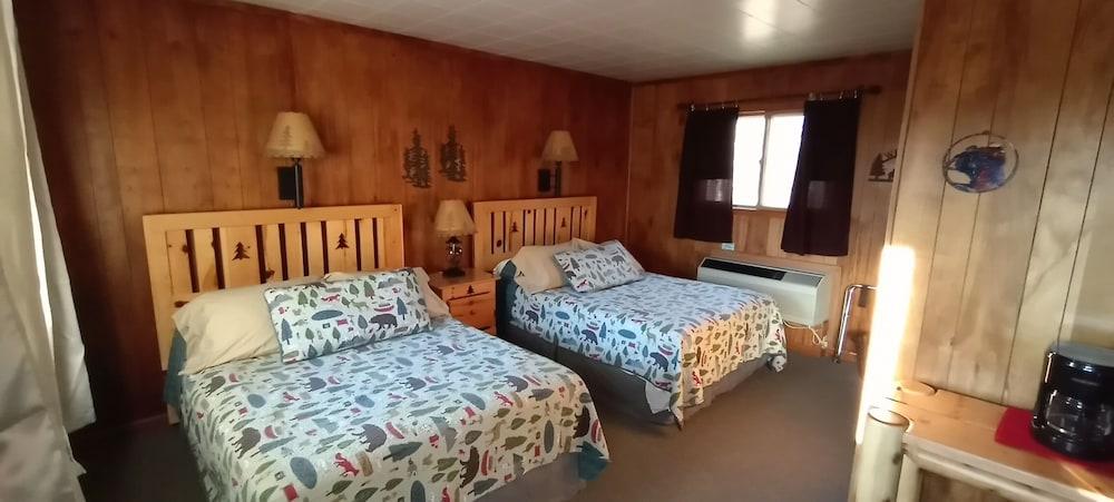 Sunshine Motel and Cabins photo 34