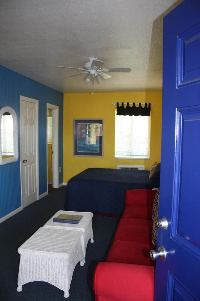 Barefoot Bay Resort & Marina photo 25