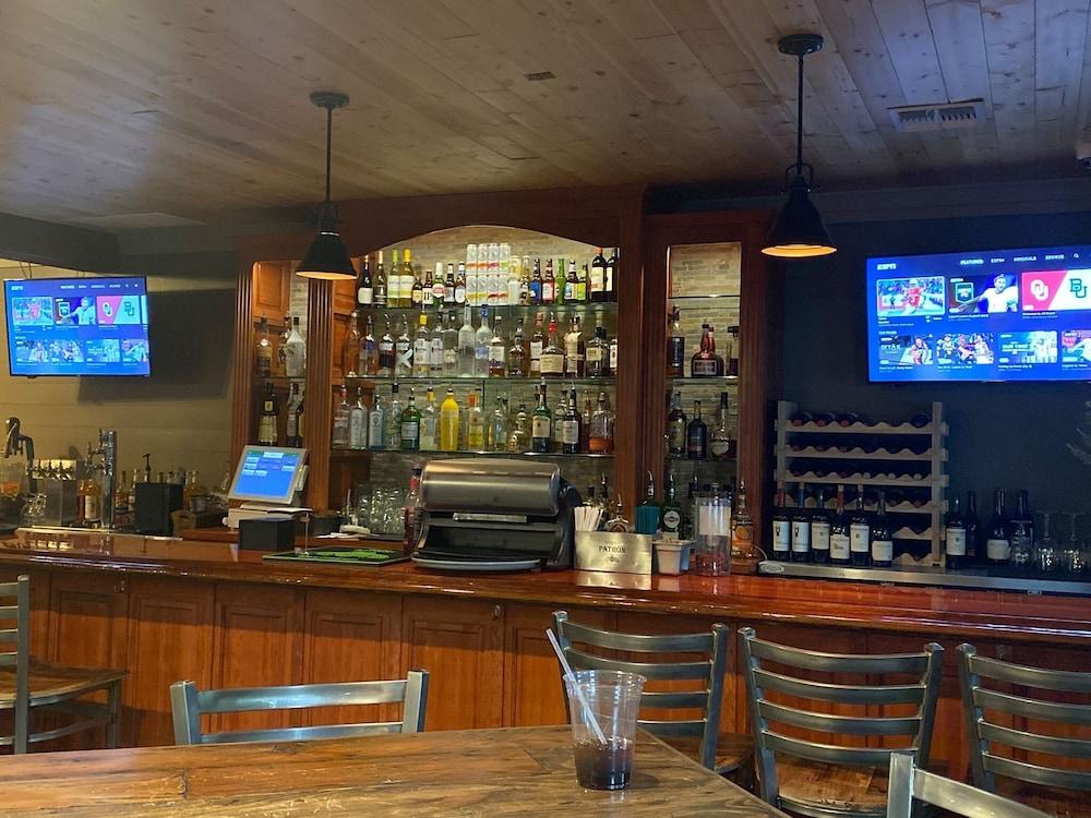Mccloud Mercantile Hotel photo 14