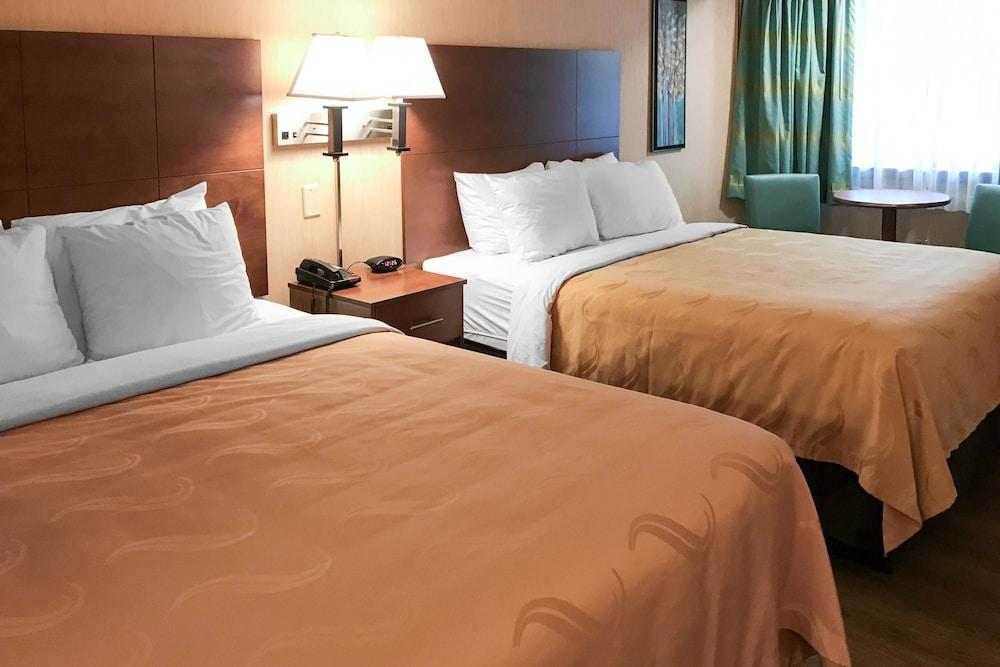 Quality Inn Bedford photo 13