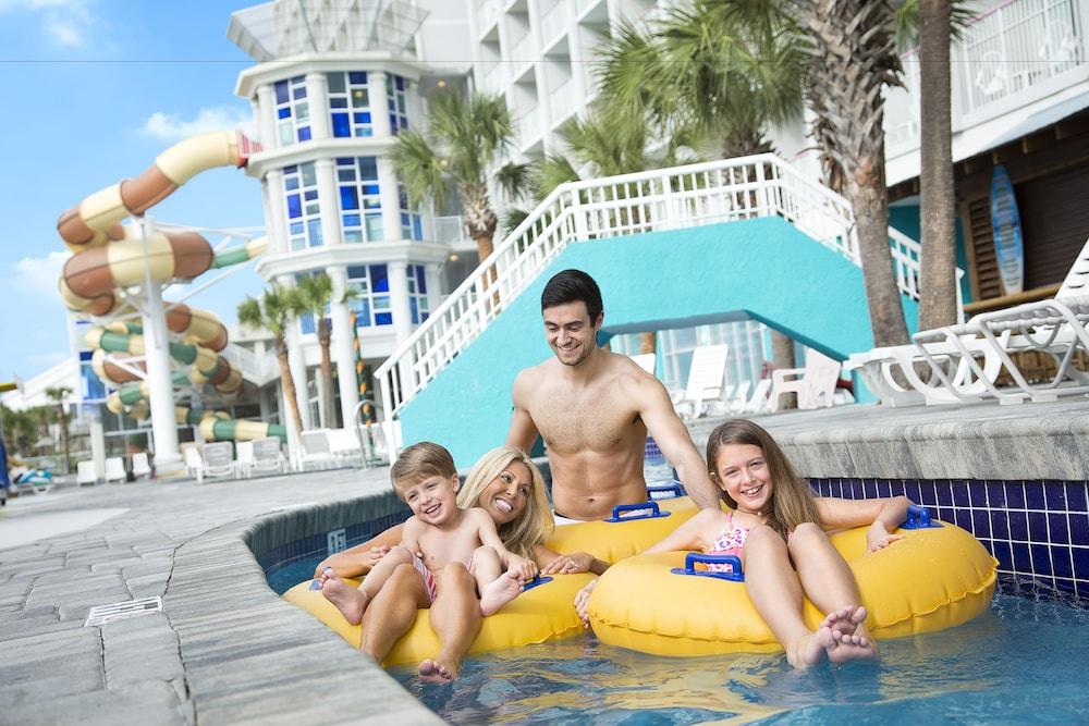 Crown Reef Beach Resort and Waterpark photo 21