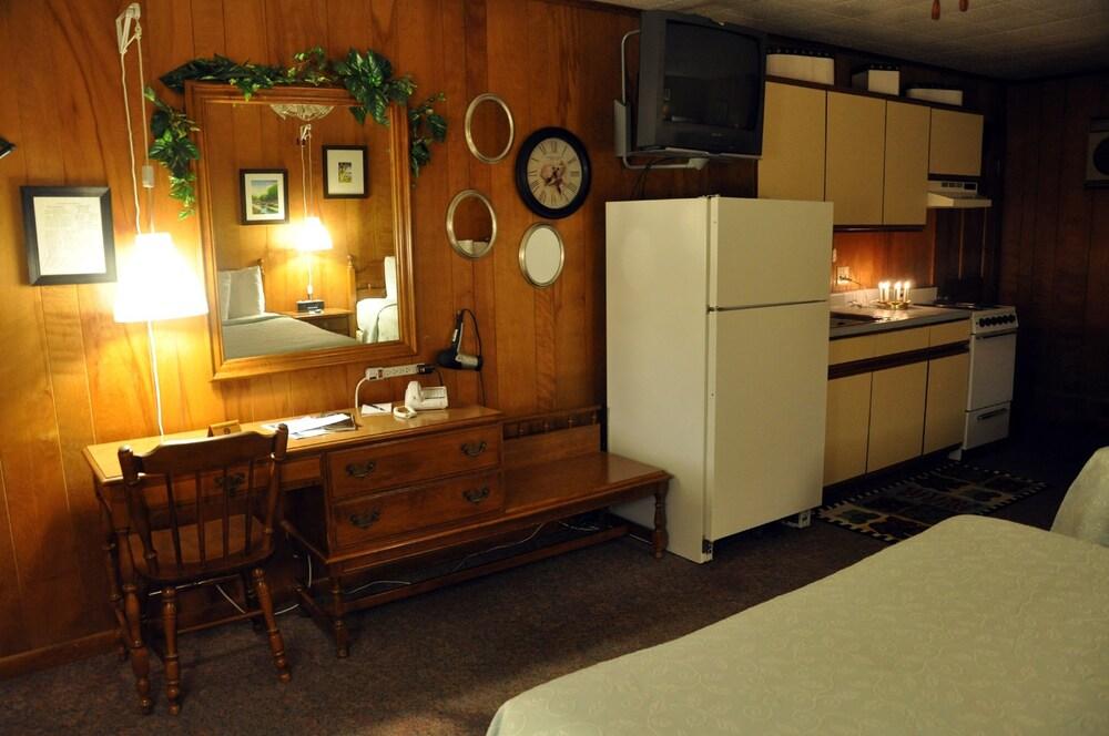 Fairway Overnight & Extended Stay photo 2