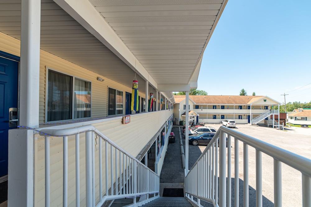 Willabees Motel photo 26