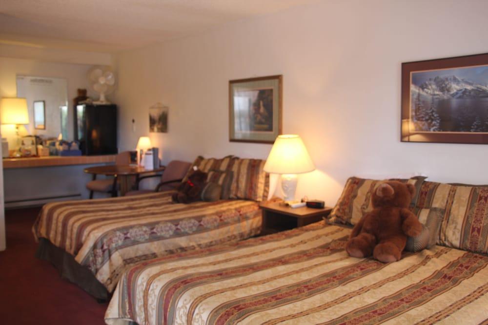 Black Bear Inn photo 64