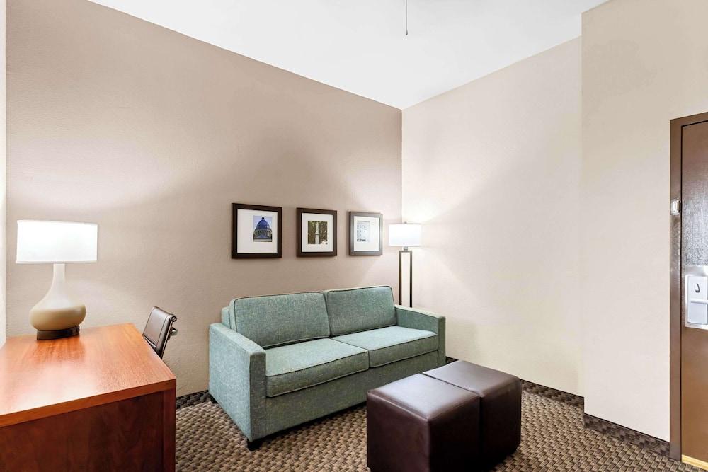 Comfort Inn & Suites Grenada photo 48