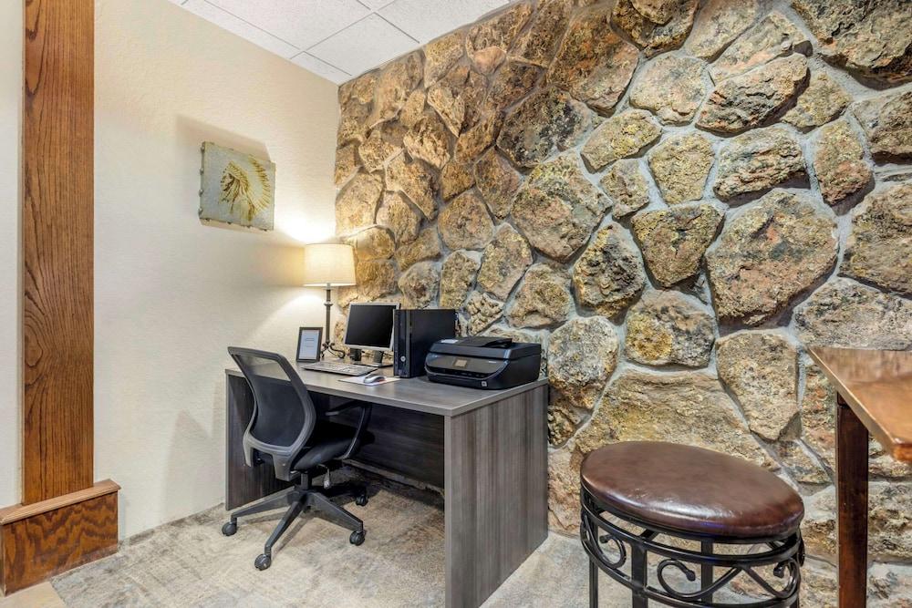 Comfort Inn & Suites Mt. Rushmore photo 53