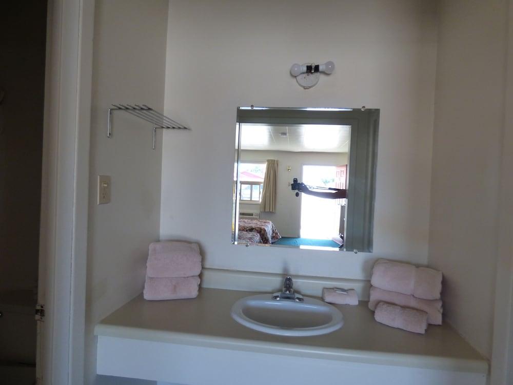 Carrizozo Inn photo 20