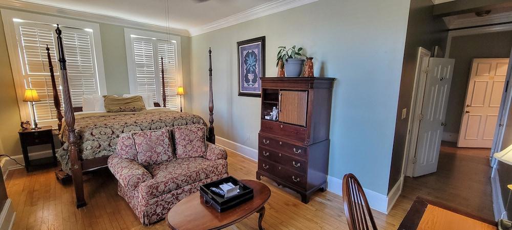 The Biltmore Greensboro Hotel photo 24