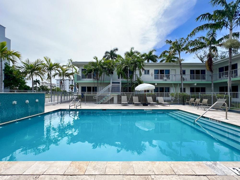 Tranquilo A North Beach Village Resort Hotel photo 26