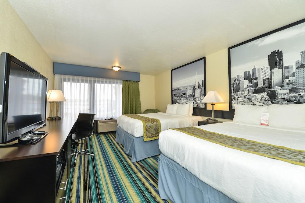 Super 8 by Wyndham Vallejo/Napa Valley photo 15
