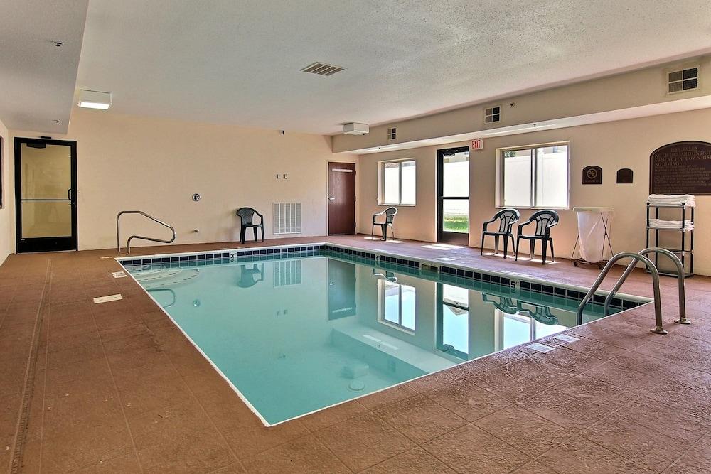 Sleep Inn South Bend Airport photo 28
