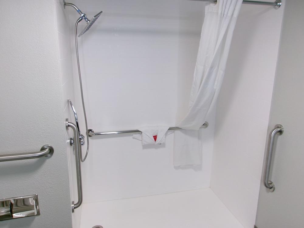 SureStay Hotel by Best Western Phoenix Airport photo 14