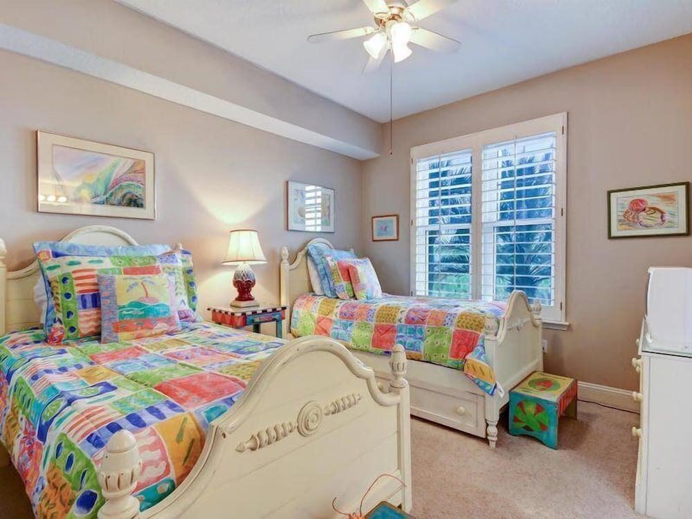 81-ocean-place photo 3