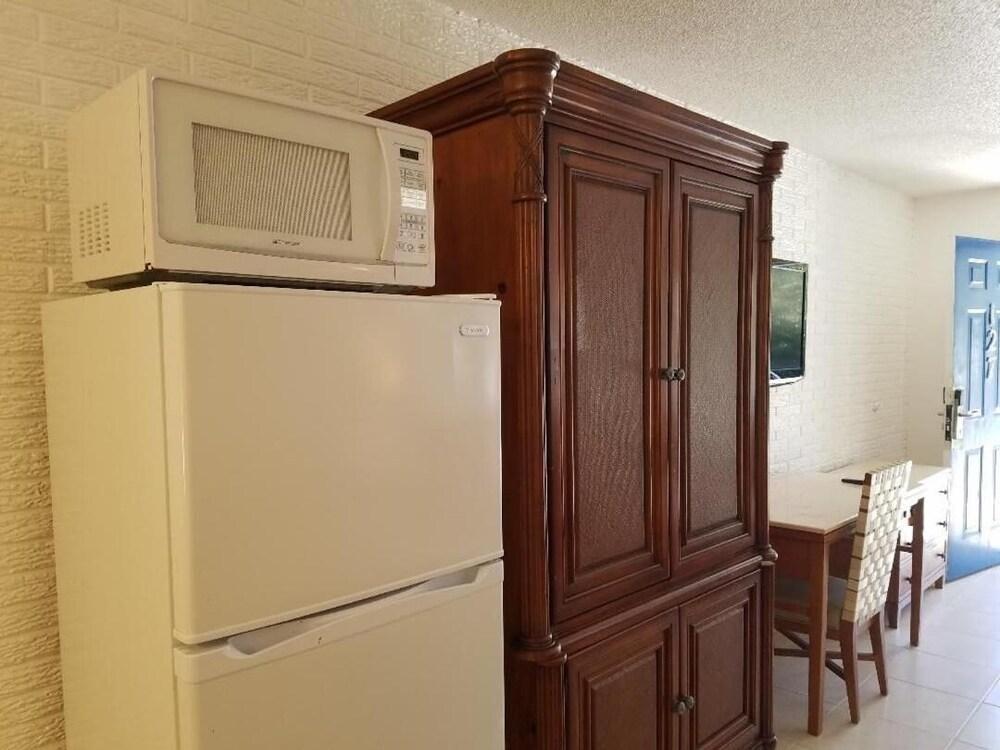 Extended Stay Brunswick photo 25