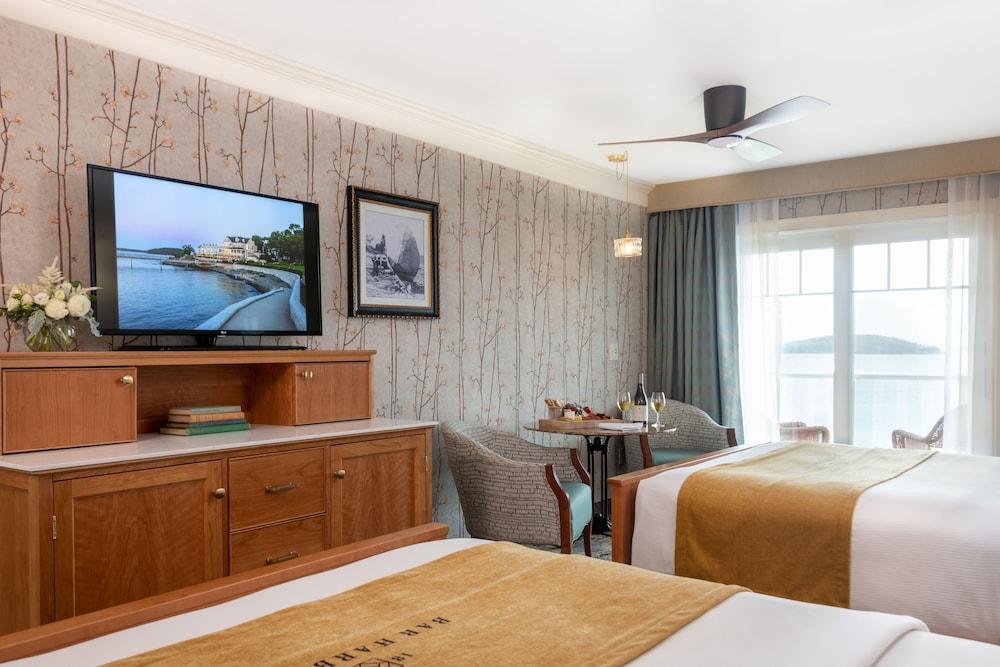 Bar Harbor Inn photo 10