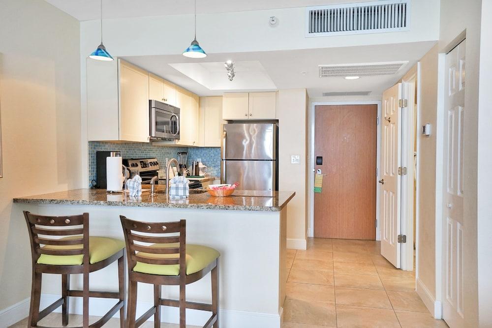Hollywood Beach Tower photo 20