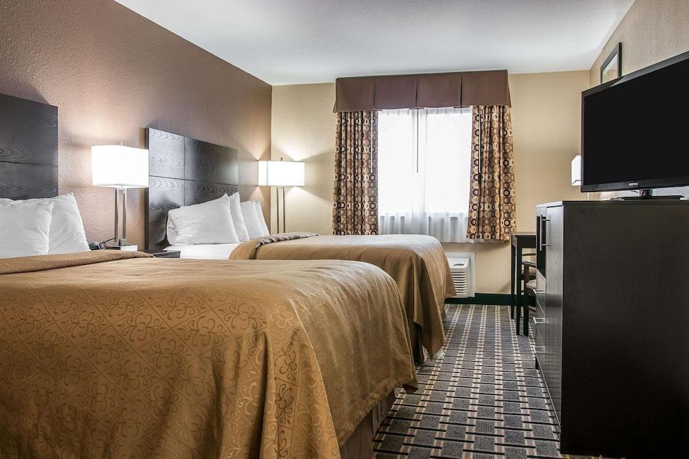 Quality Inn Grand Rapids South-Byron Center photo 12