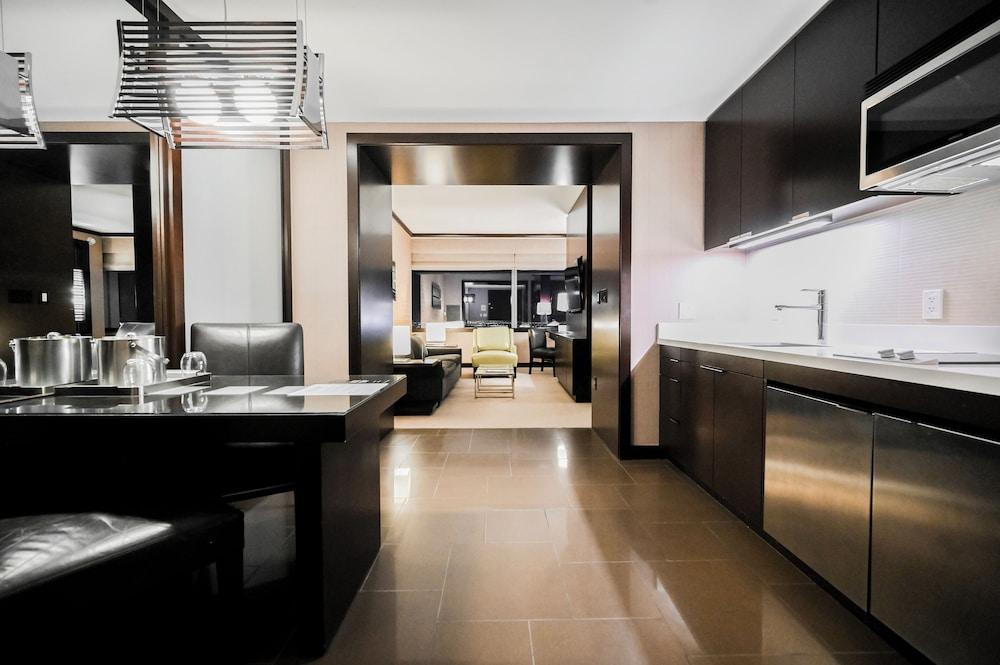 StripViewSuites at Vdara photo 49