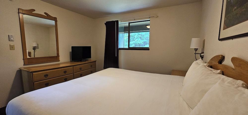 Olympic Suites Inn photo 16