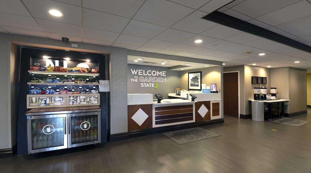Hampton Inn Ridgefield Park photo 76