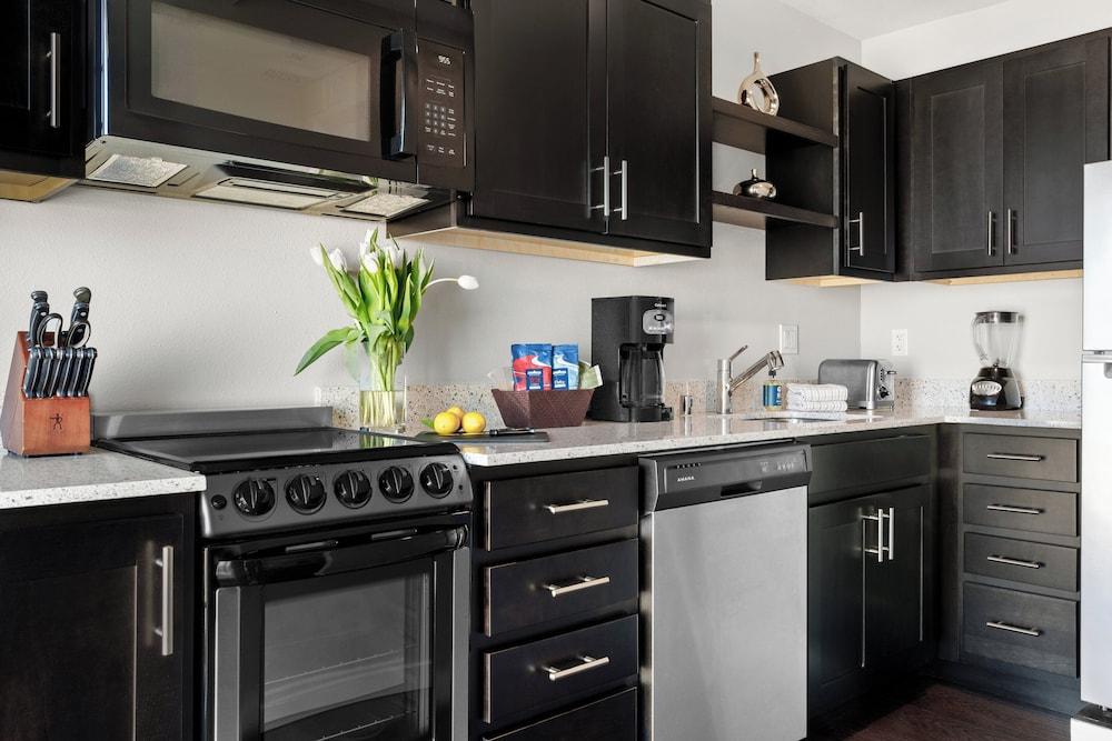 Suites At Fishermans Wharf photo 16
