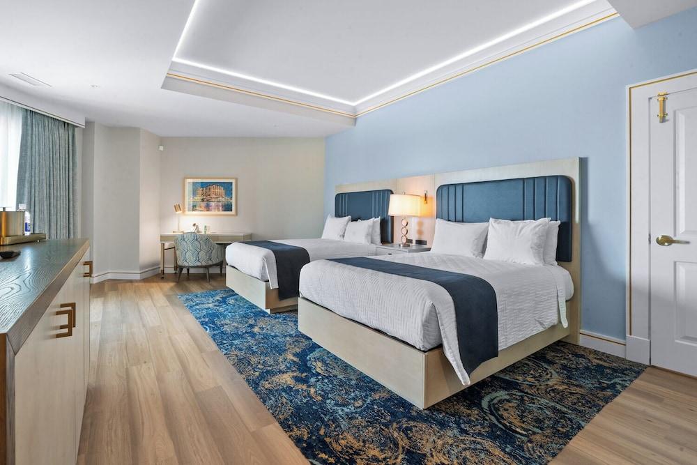 Harbor Suites at Harborwalk Village photo 11