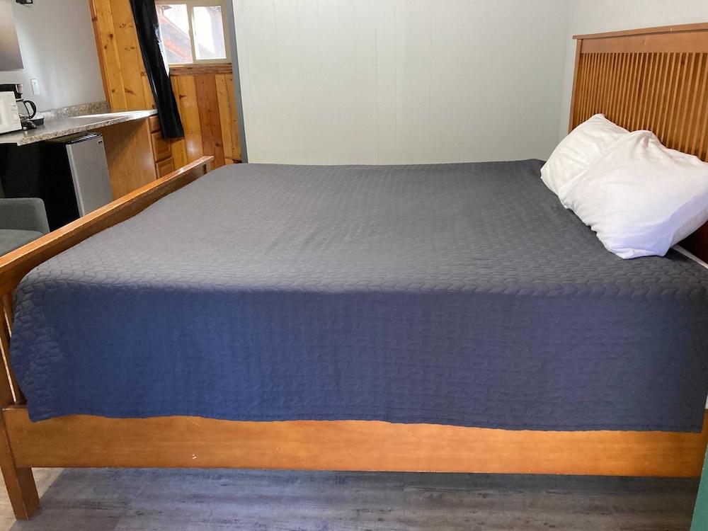 Silver Beach Resort photo 19