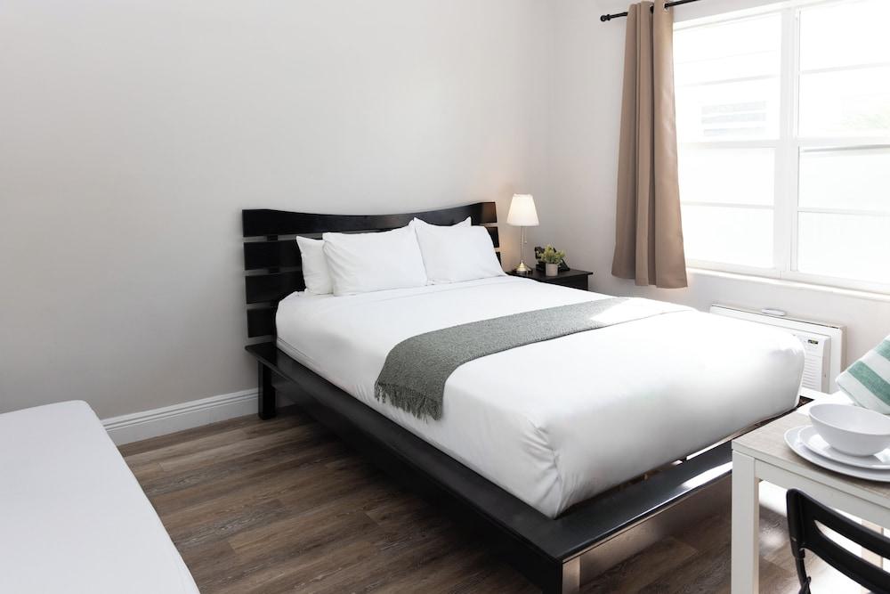 Ocean Reef Suites, South Beach photo 9
