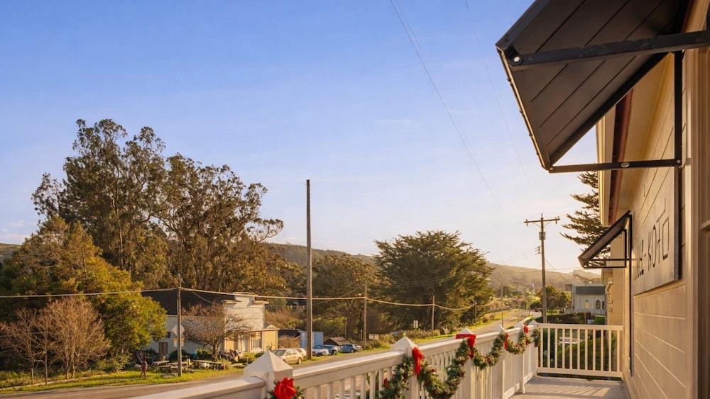 Tomales Hotel photo 10