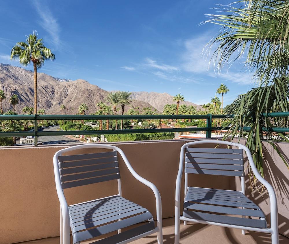 WorldMark Palm Springs photo 10