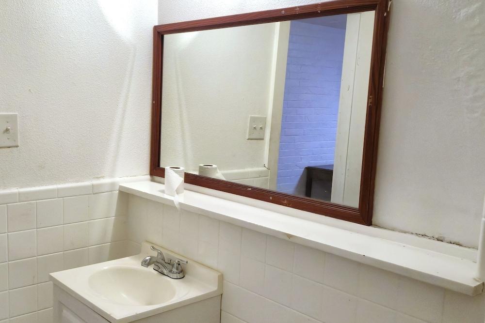 Way Side Inn by Hotel O Dallas near Fair Park Downtown photo 6