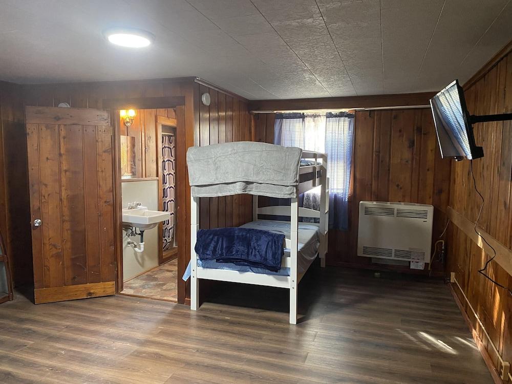 Fireside Lodge photo 24