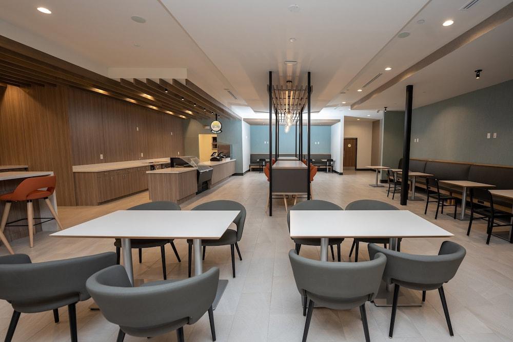 Holiday Inn NW Houston Beltway 8 by IHG photo 58