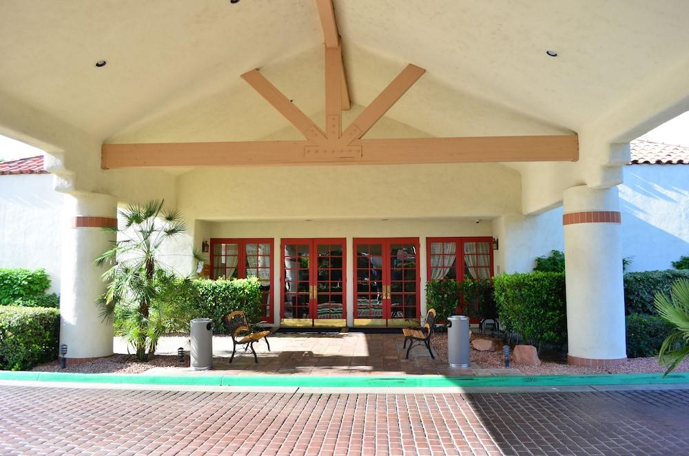 Desert Breezes Resort photo 53